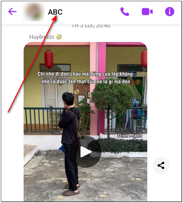 Click vào tên nhóm messenger